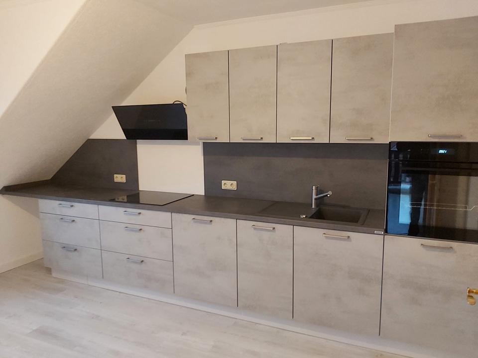 Thumbnail-Renovierte Dachgeschosswohnung mit herrlichem Waldblick