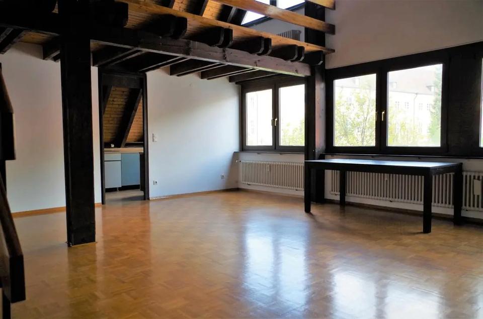 Thumbnail-Helle vier Zimmer Maisonette mit Loggia mitten in Ebingen