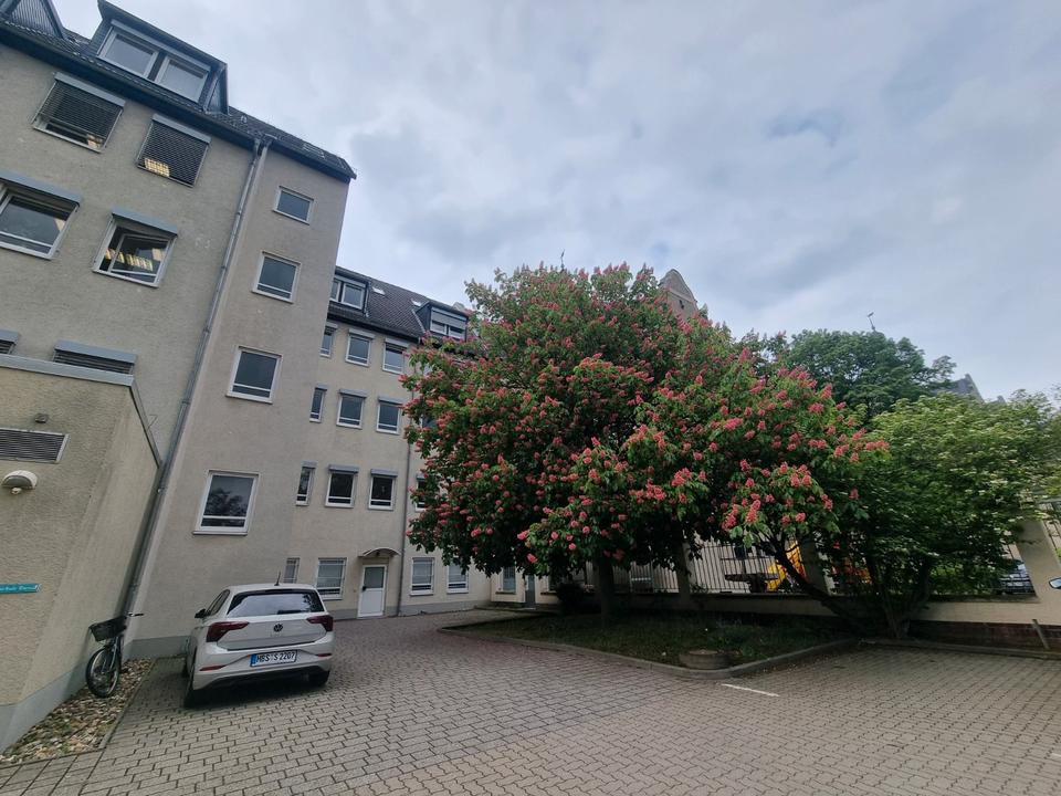 Thumbnail-3-Zimmer-Dachgeschosswohnung mit Tageslichtbad