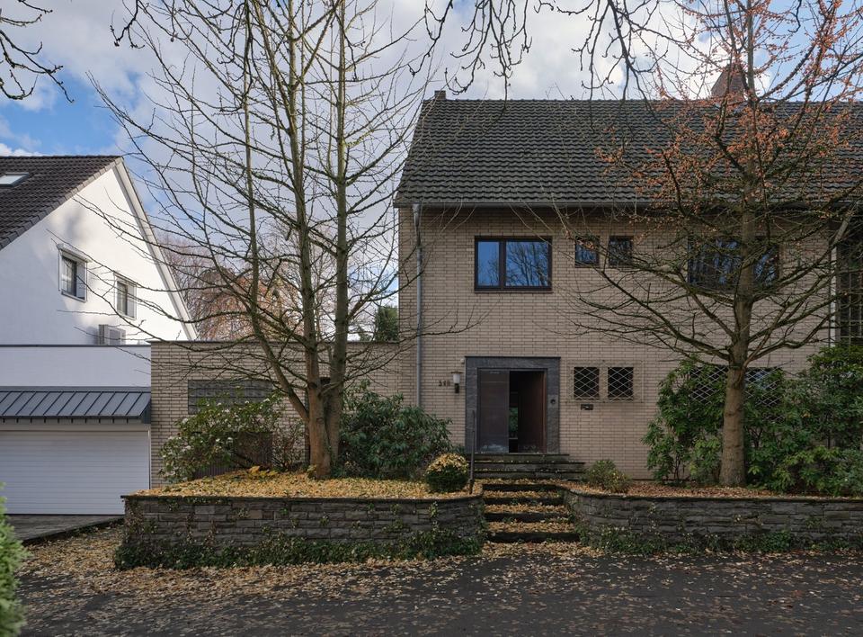 Thumbnail-Repräsentatives Einfamilienhaus in Köln-Lindenthal - von privat