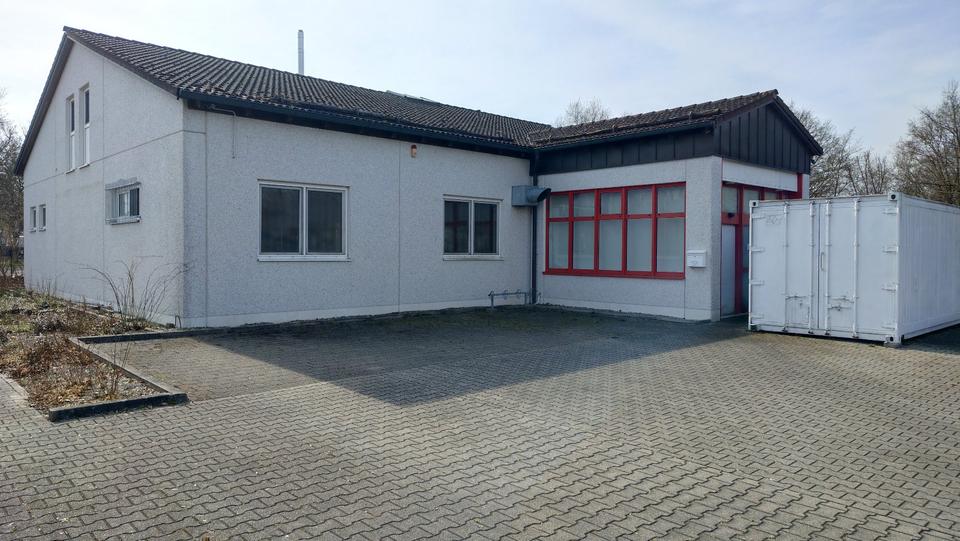 Thumbnail-Gewerbe Halle Lager (400 m²) in Top-Lage – Direkt an der A9