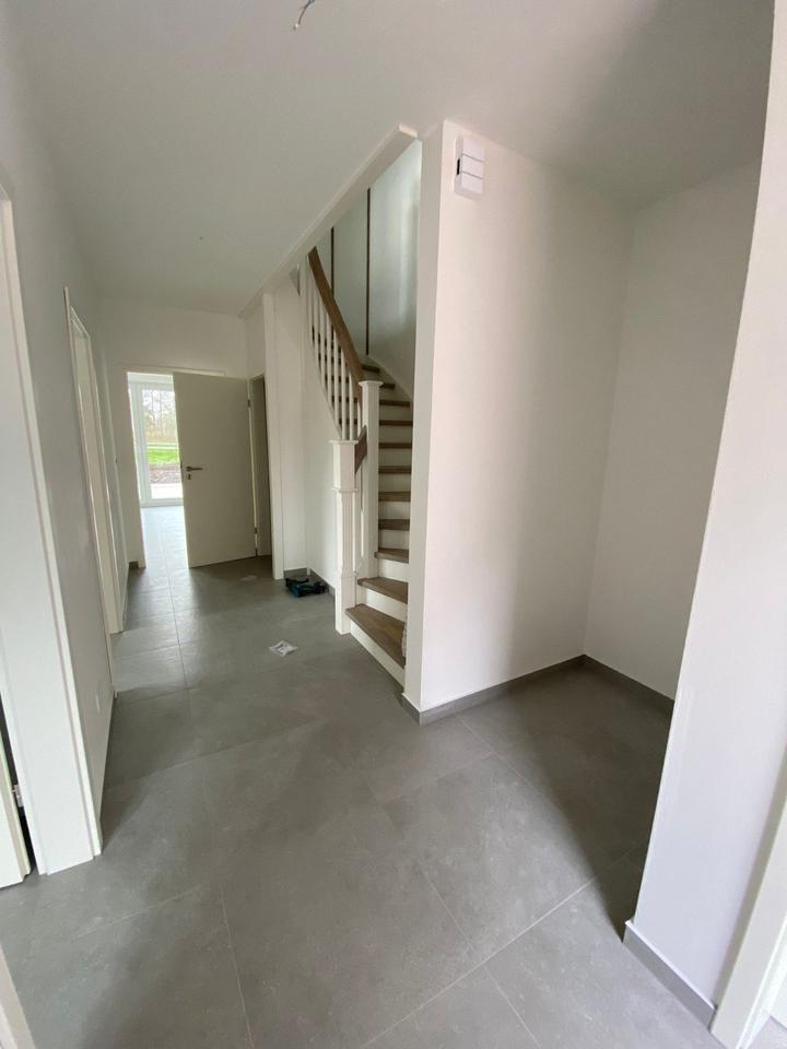 Thumbnail-Modernes Doppelhaushälfte in Edewecht-Süddorf mit Sommergarten