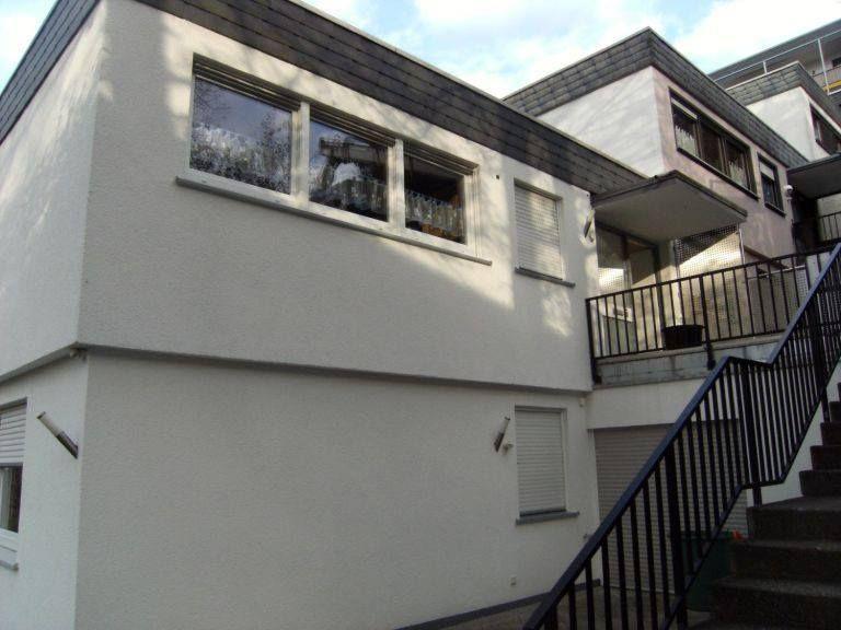 Thumbnail-Attraktives Zweifamilienhaus in ruhiger Waldlage