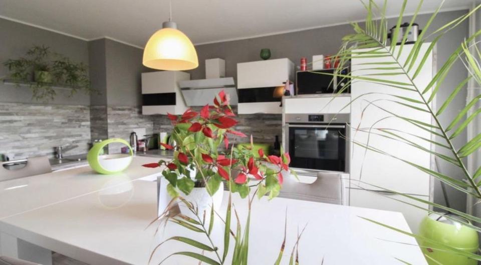 Thumbnail-Haus im Haus 4-Zimmer Maisonette-Wohnung mit EBK & Stellplatz