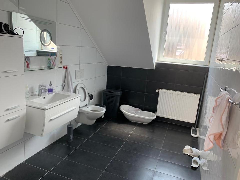 Thumbnail-Eckreihenhaus