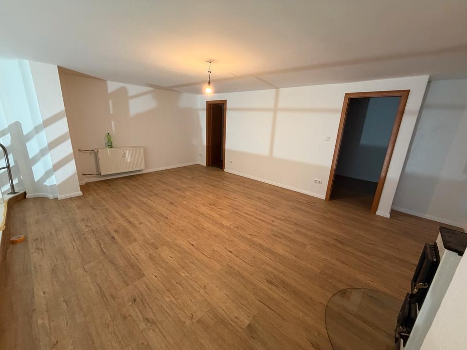 Thumbnail-Frisch renovierte 2-Zimmer-Wohnung zu vermieten