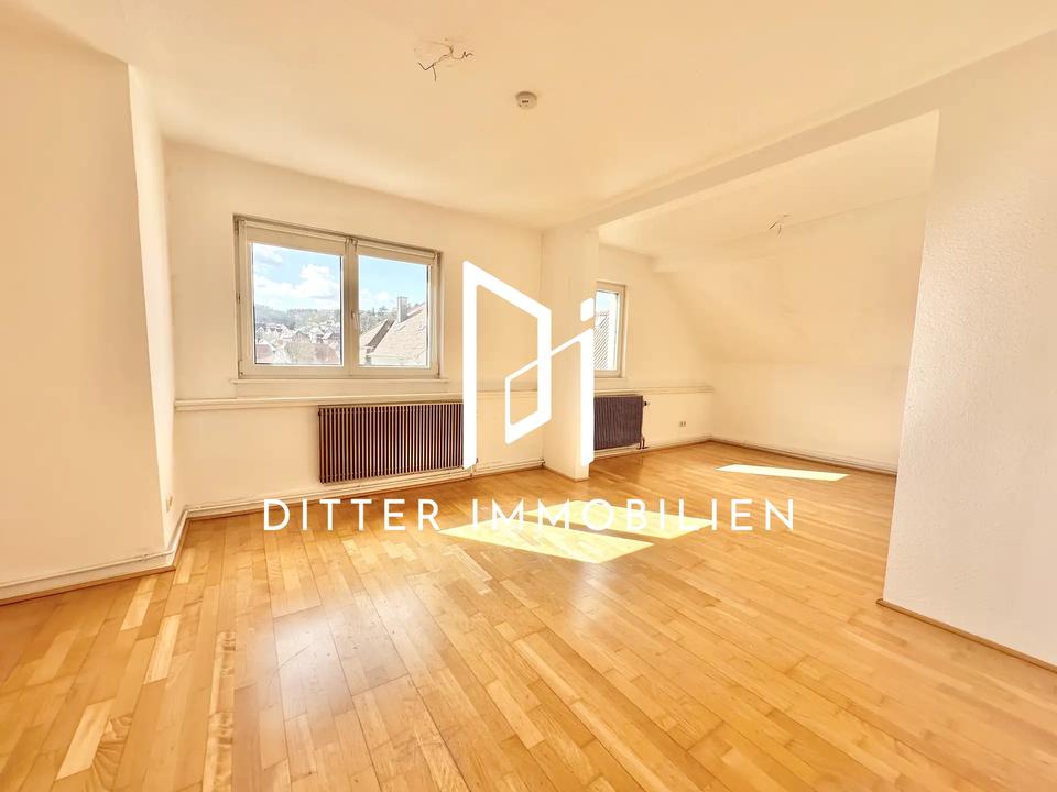 Thumbnail-Dachgeschosswohnung mit 5 Zimmern und Balkon im Zentrum von Tauberbischofsheim