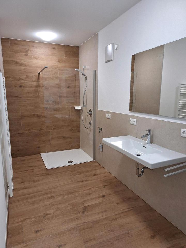 Thumbnail-kernsanierte 2 Zi.- Wohnung zentral in Altötting