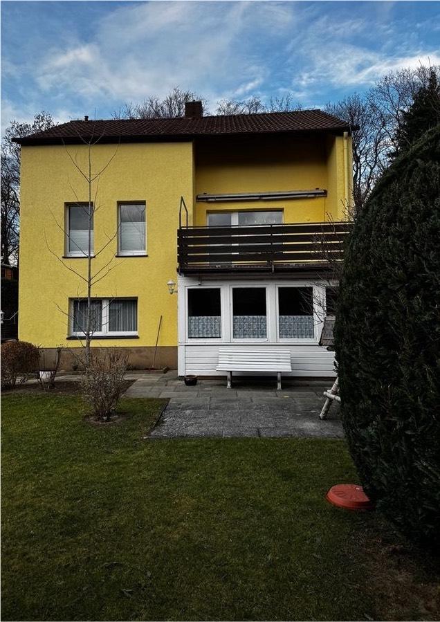 Thumbnail-Freistehendes Einfamilienhaus in bester sonniger Lage mit Garage