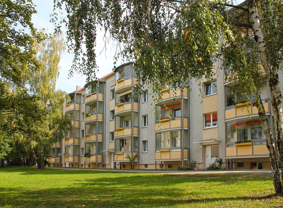 Thumbnail-Sanierte 3-Raum-Wohnung mit Badewanne und Balkon