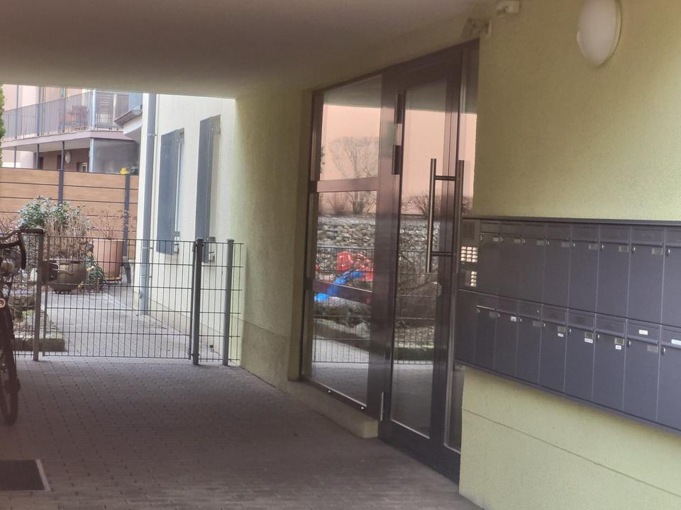 Thumbnail-Möblierte 3-Zimmer Wohnung mit Loggia & Aufzug – Altstadt Nürnber