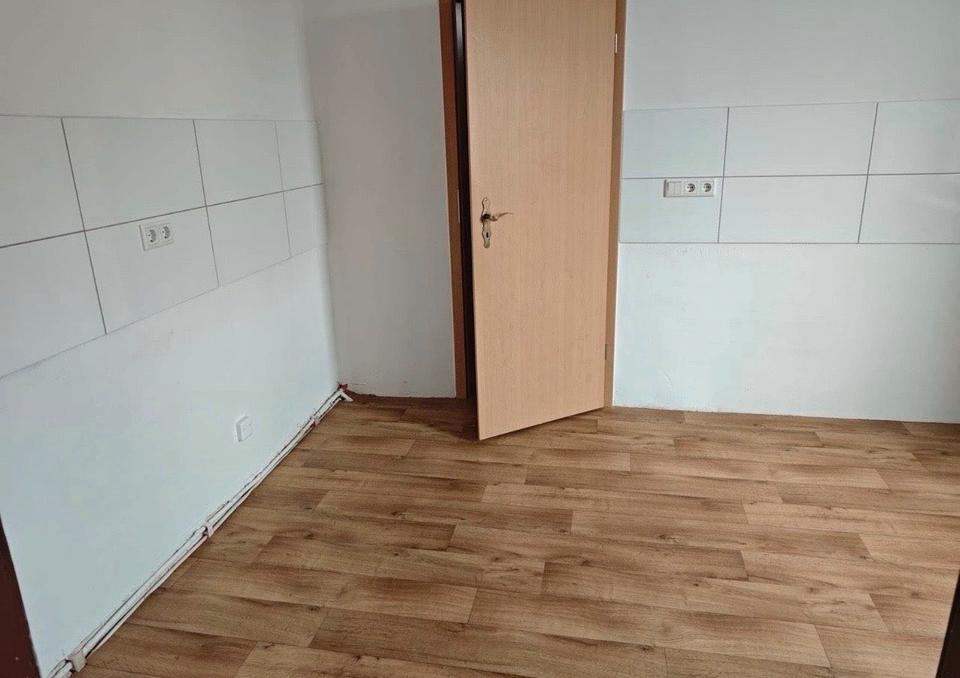 Thumbnail-Geräumige 5 Raum Wohnung Elsteraue OT Draschwitz
