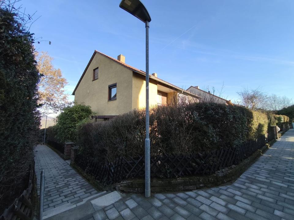 Thumbnail-Doppelhaushälfte mit Garten in Ostfildern Parksiedlung