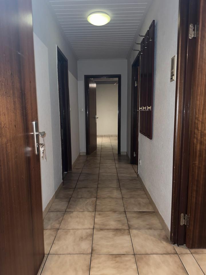 Thumbnail-Großzügige 3-Zimmer-Wohnung in Weiden - 80 qm, 2 Bader