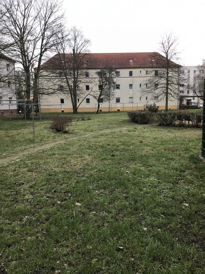 Thumbnail-3 Räume und Wannenbad