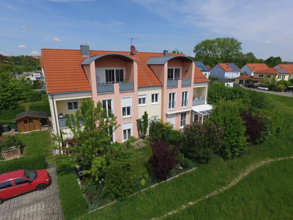 Thumbnail-Etting: 4 ZKB EG Wintergarten-Wohnung +Studio +Miele Küche +Solar