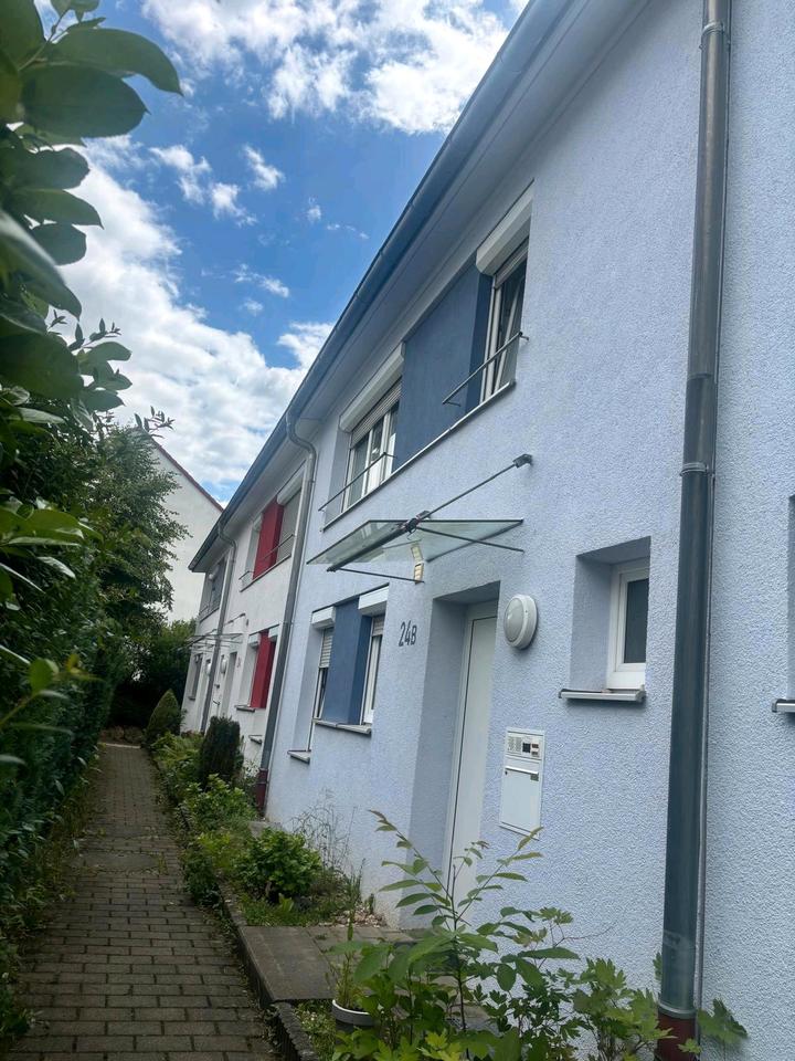Thumbnail-Reihenmittelhaus in Stuttgart Hausen - provisionsfrei
