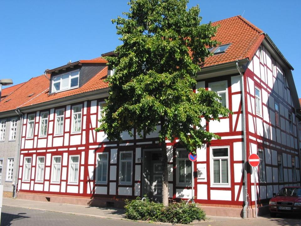 Thumbnail-Frisch renovierte 1-Zimmer-Wohnung mit Balkon in zentraler Lage