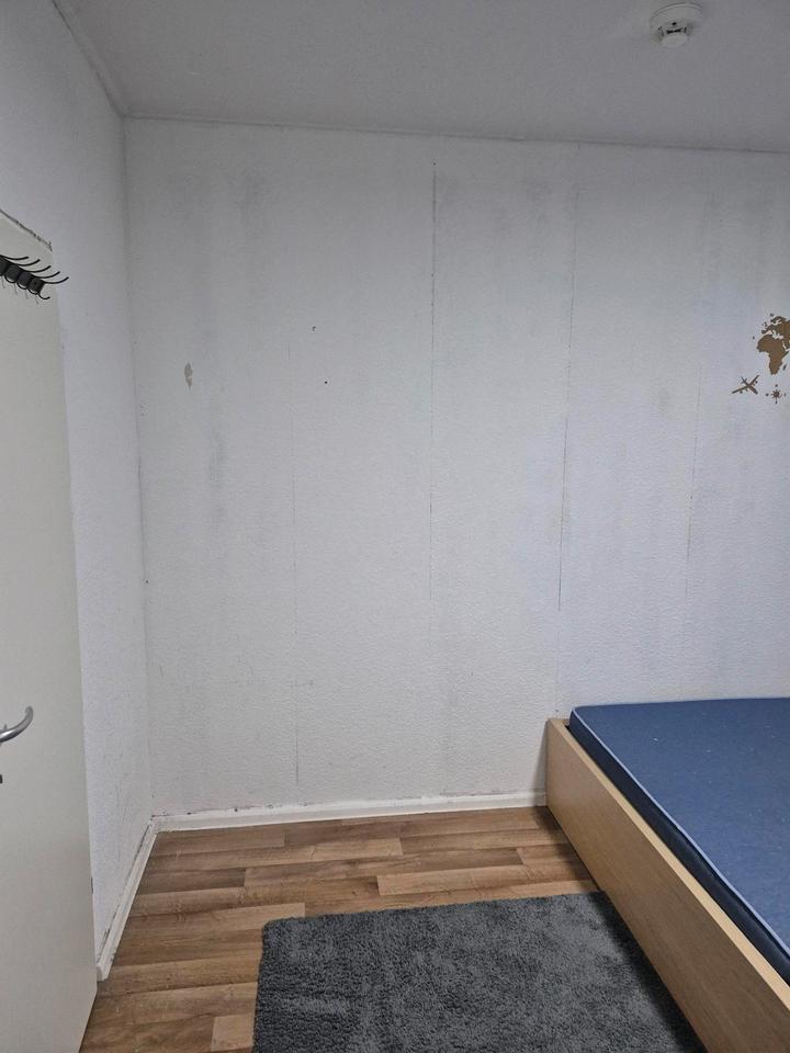 Thumbnail-Eine Zimmer in Marzahn mit Aufzug
