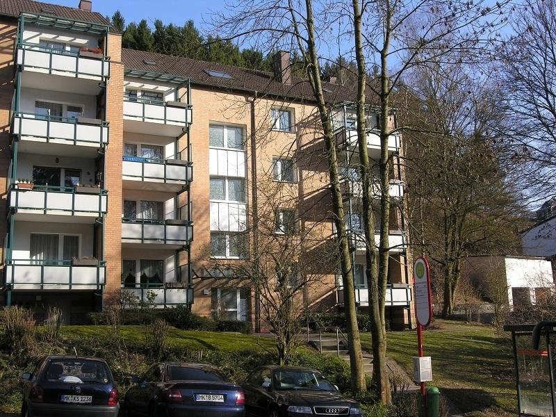 Thumbnail-Helle 2 Zimmerwohnung mit sonnigem Balkon in der Südstraße