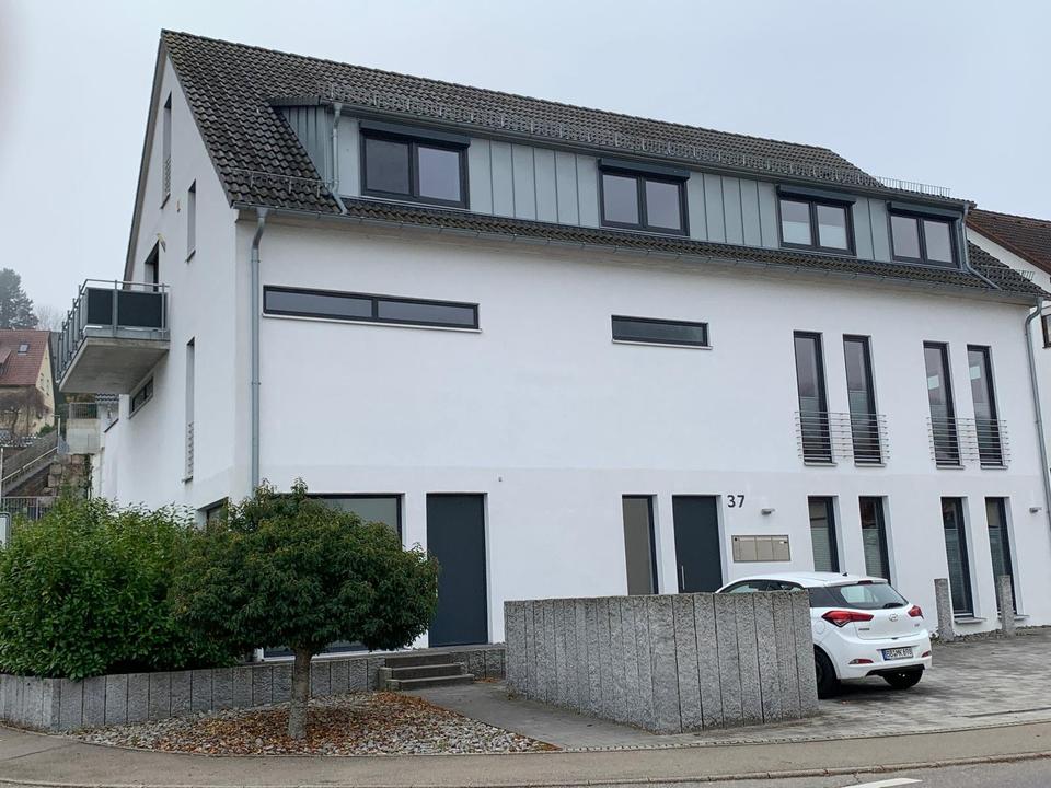 Thumbnail-106 qm-Moderne Maisonette mit Fußbodenheizung, Balkon & EBK