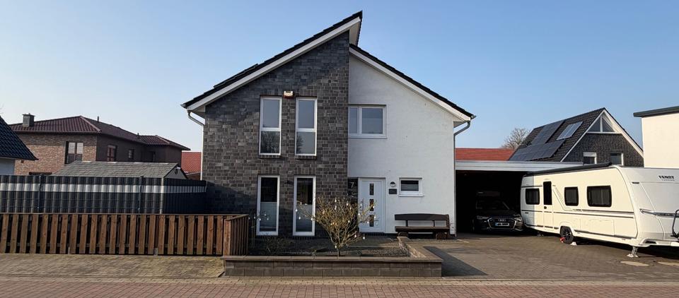 Thumbnail-Hochwertiges Einfamilienhaus, PV, Garten, ruhige Lage von privat