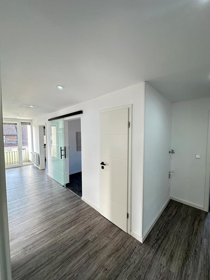 Thumbnail-Attraktive 4Zi-Whg mit Balkon und Top Ausstattung