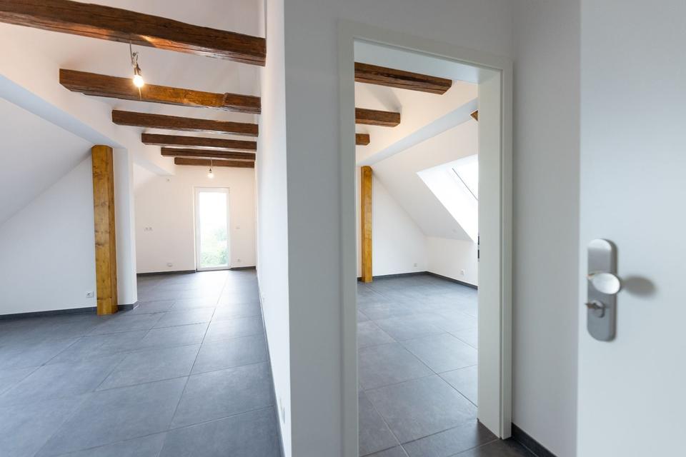 Thumbnail-2-Zimmer DG Wohnung renoviert