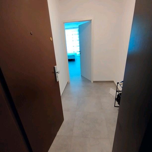 Thumbnail-sehr helle und moderne Wohnung