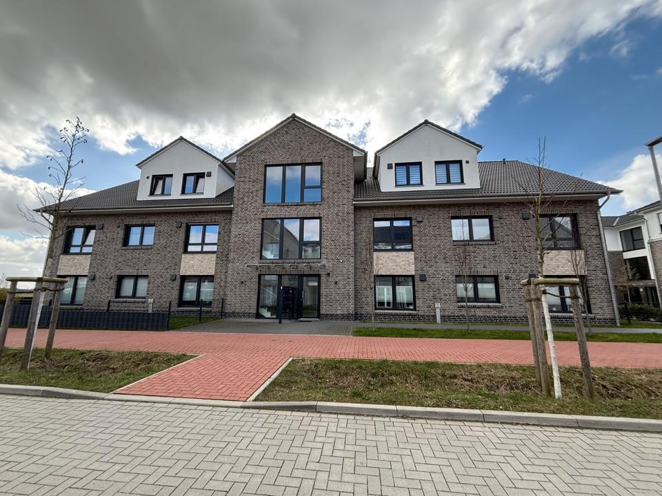 Thumbnail-Helle und moderne Dachgeschosswohnung in schöner Lage von Leeste!
