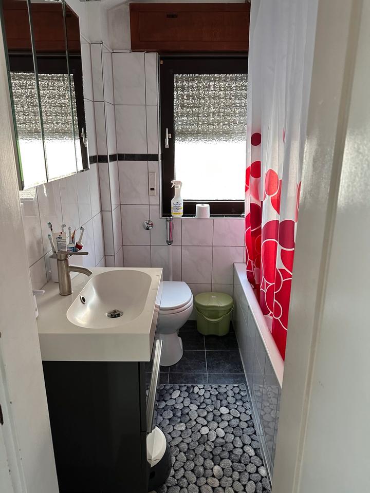 Thumbnail-3-Zimmer-Wohnung mit Garage in Essen-Bedingrade – vermietet