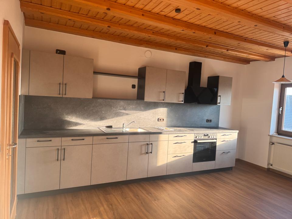 Thumbnail-Sonnige Wohnung in der Südstadt auf 126m²