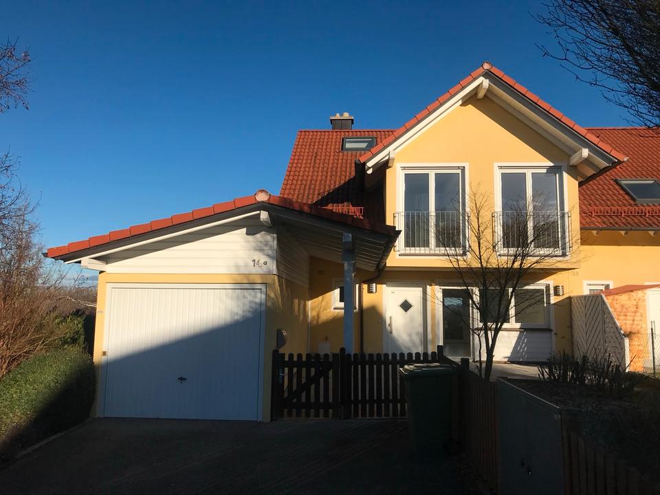 Thumbnail-Doppelhaushälfte in idyllischer und ruhiger Ortsrandlage