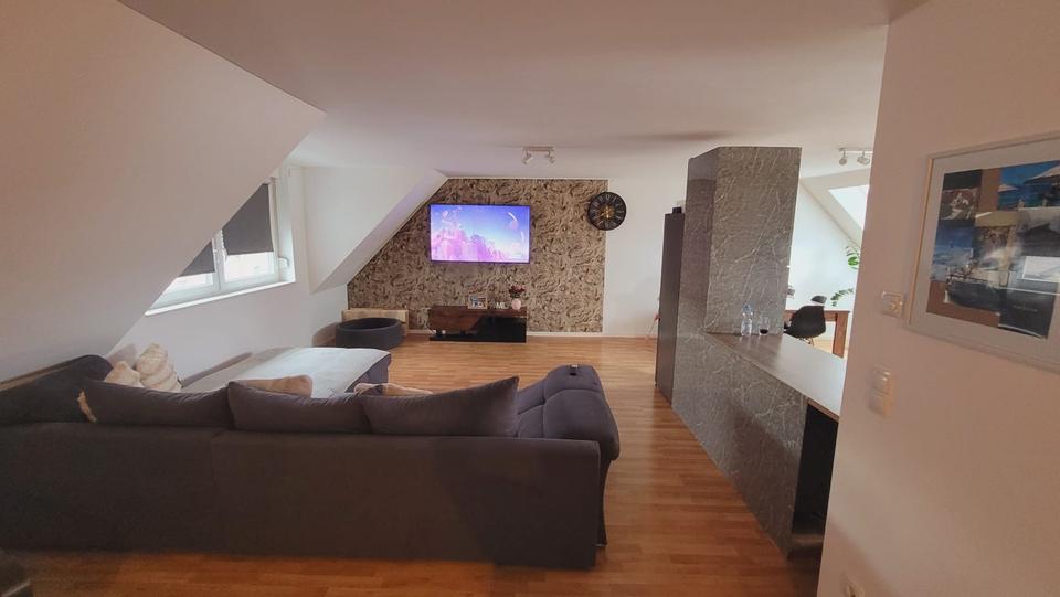 Thumbnail-3-Zimmer-Dachgeschosswohnung zu vermieten