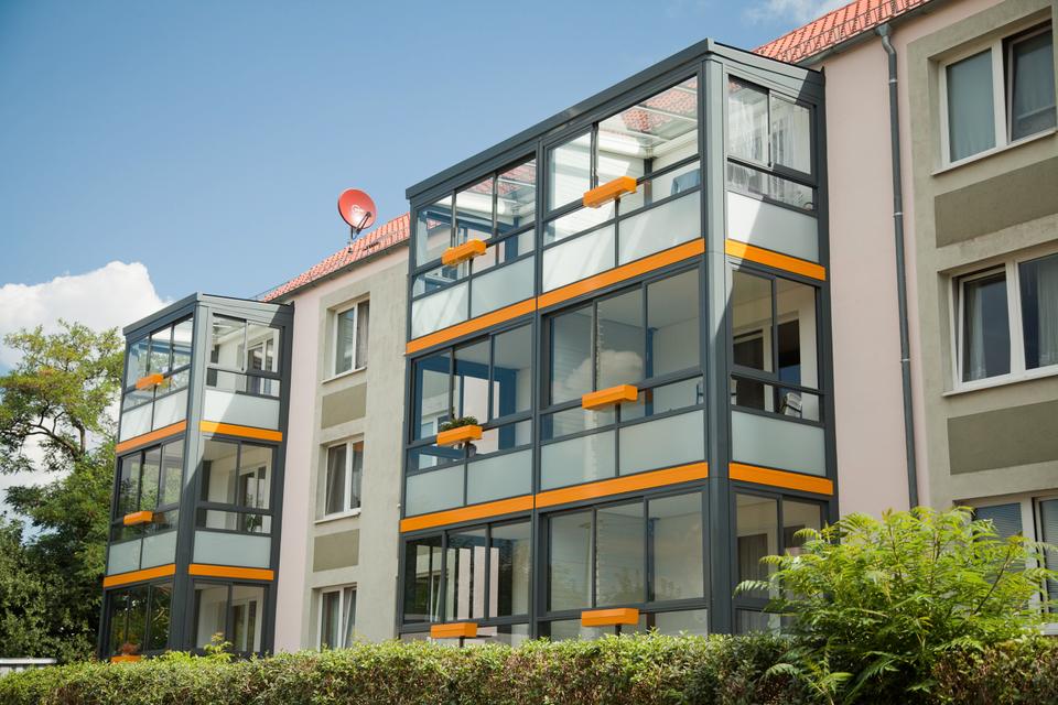 Thumbnail-Schicke 2,5-Raumwohnung in Schulnähe und großem verglastem Balkon.