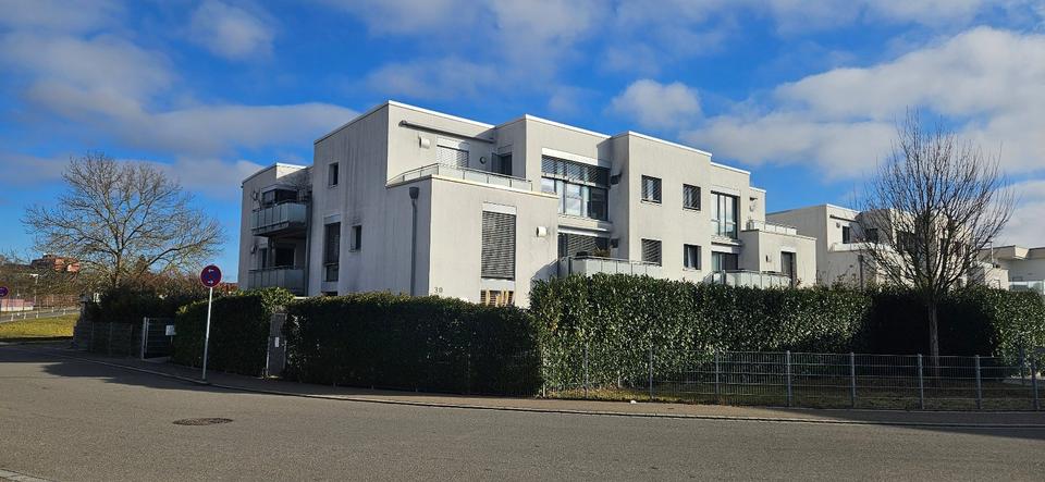 Thumbnail-exklusive 3-Zimmer Wohnung