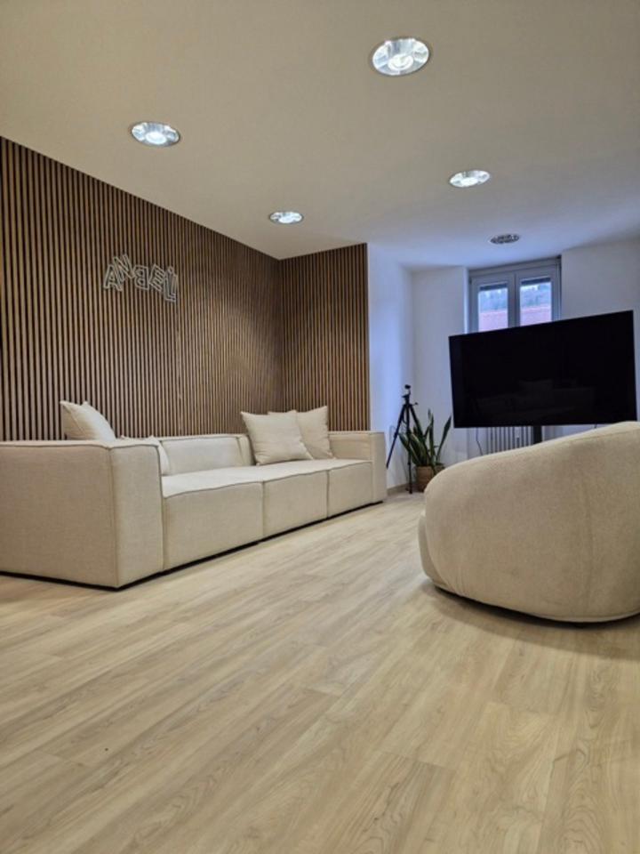 Thumbnail-Moderne und wandelbare Büroeinheit im Ortskern von S-Wangen