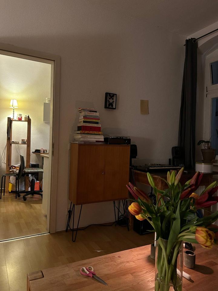 Thumbnail-2-Zimmer-Wohnung zur Zwischenmiete in Berlin-Mitte 08-28 April