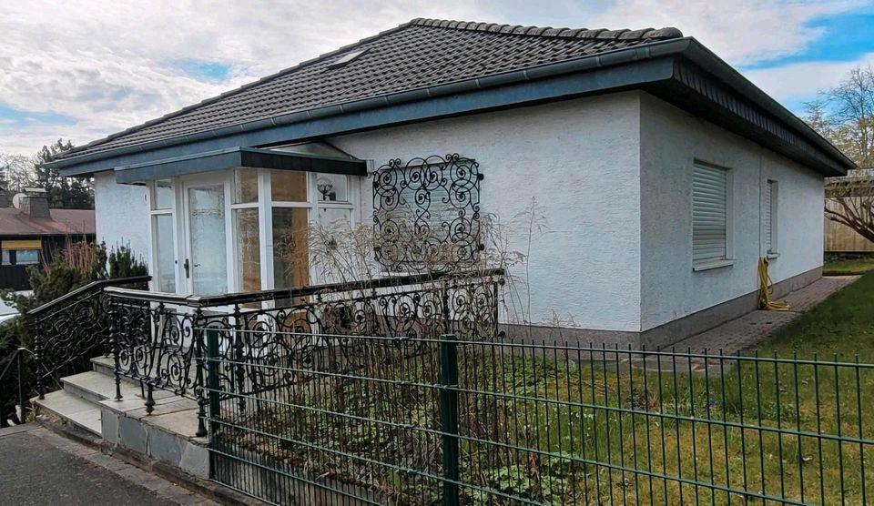 Thumbnail-Einfamilienhaus mit Essz,Wohnz.,Schlaf-u.Kinderzimmer,Küche,Bad