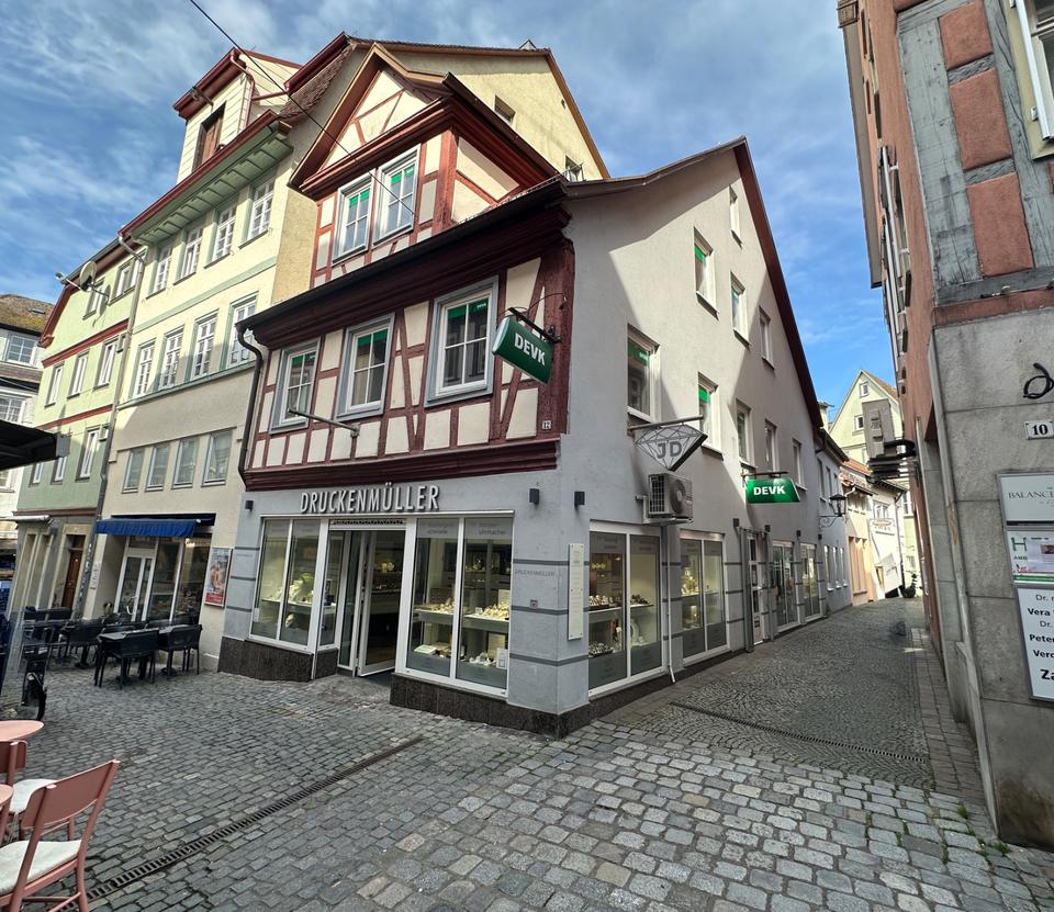 Thumbnail-Arbeiten, wo andere flanieren – Büro in 1A-Lage der Altstadt