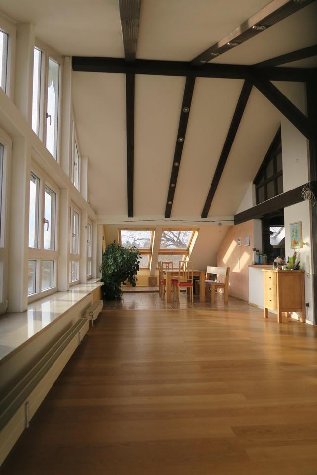 Thumbnail-Außergewöhnliche DG-Wohnung im Münchner Süden, Deisenhofen