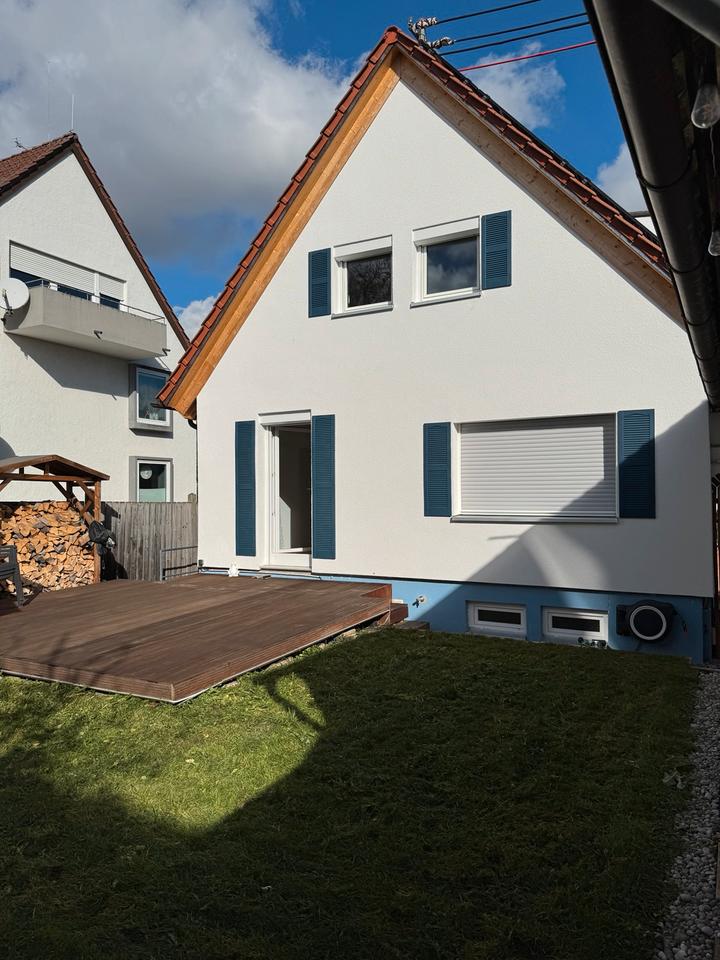 Thumbnail-Freistehendes Einfamilienhaus in Echterdingen- Kernsaniert