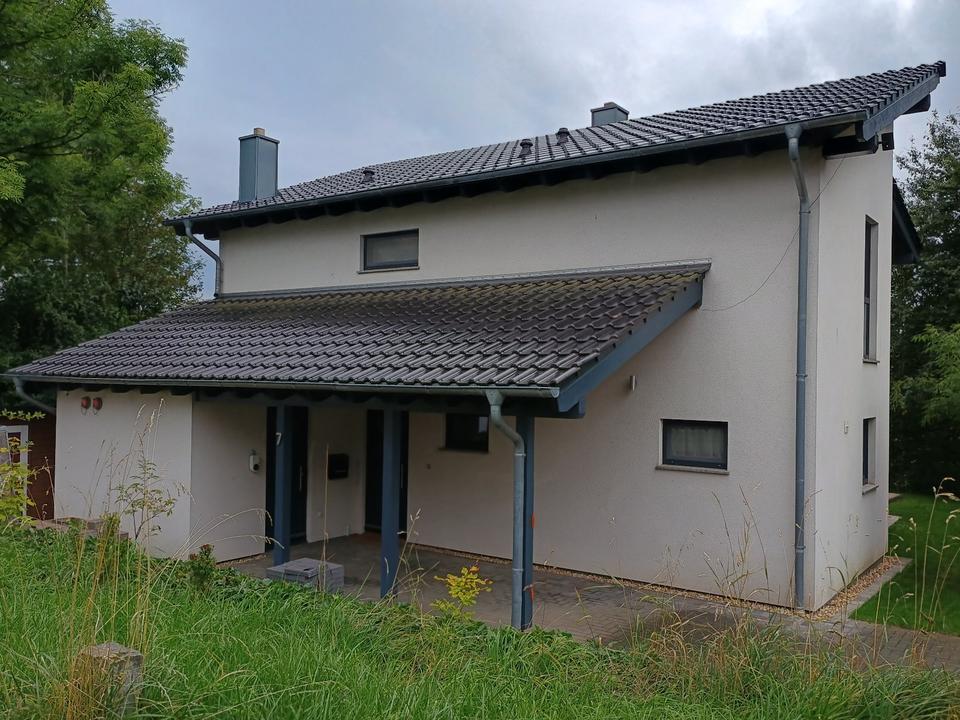 Thumbnail-Energiesparendes Einfamilienhaus mit PV und Wallbox