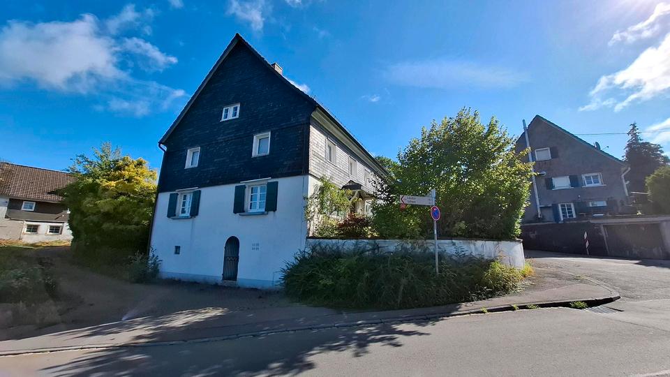 Thumbnail-Besonderes Haus mit Geschichte in ruhigem Dorf mit Aussicht