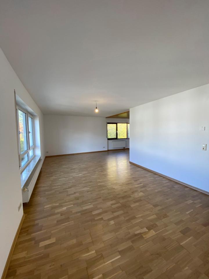 Thumbnail-Helle 3-Zimmer-Wohnung mit 2 Balkonen in Bad Kissingen Garitz