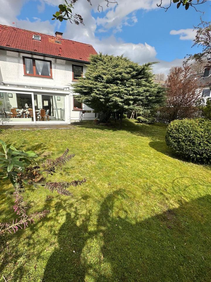 Thumbnail-Einfamilienhaus mit Garten & Wintergarten in Düsseldorf-Oberrath