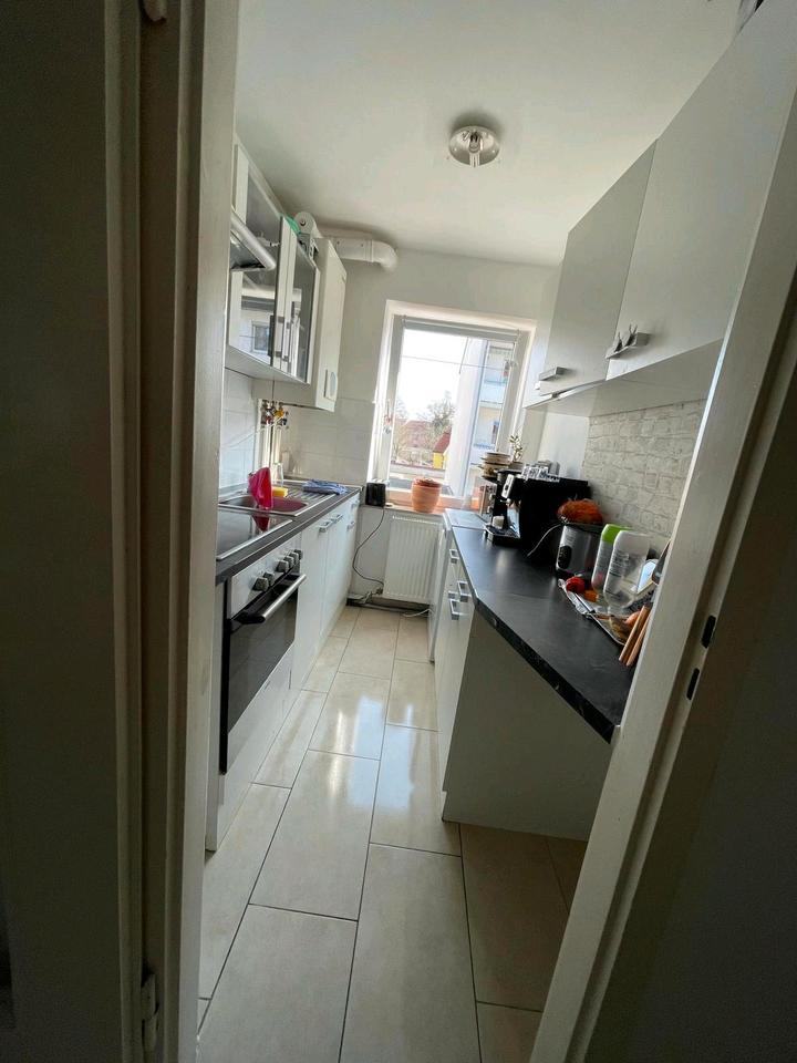 Thumbnail-3 Zimmer Wohnung Nähe Klinikum, Balkon, Garage, Parkplatz, Keller