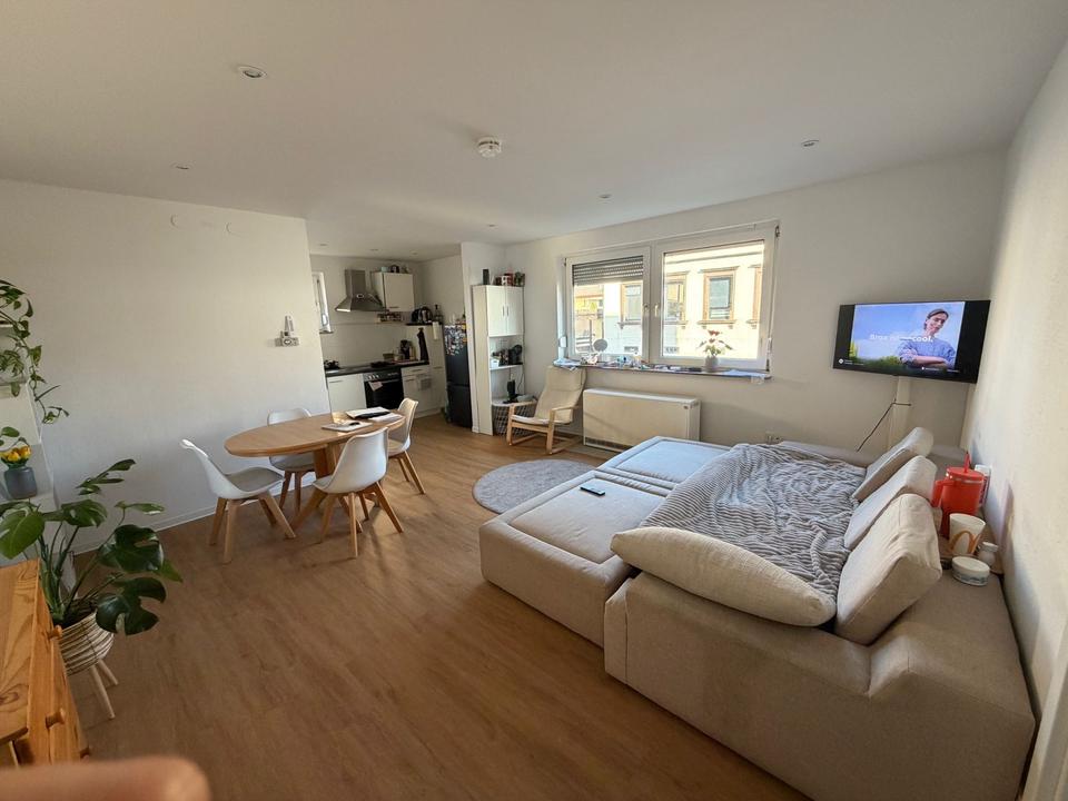 Thumbnail-NEU sanierte 2-ZKB WohnungApartment zu vermieten