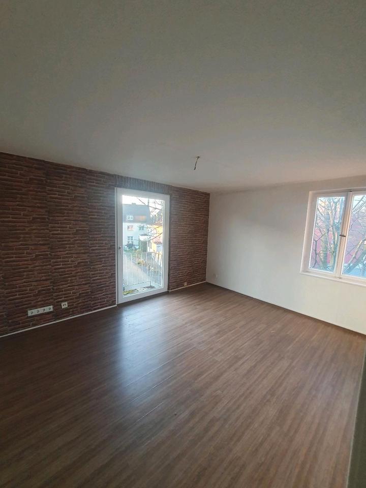 Thumbnail-3,5 Zimmer Wohnung in Bochum WattenscheidLeithe mit Balkon