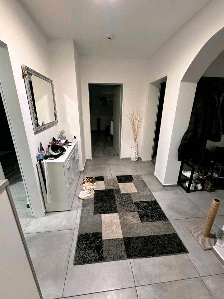 Thumbnail-Schöne 2 Zimmer Erdgeschosswohnung mit Terrasse und Garten